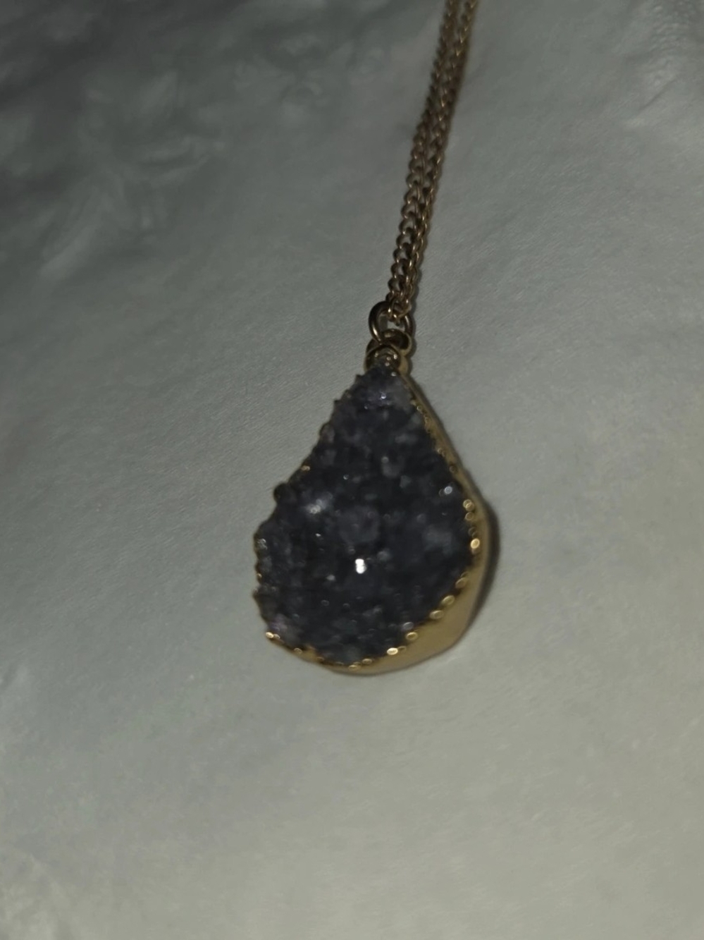 AMETHYST🍾Nwot🍾Gold Teardrop Druzy Pendant Necklace - Picture 3 of 5